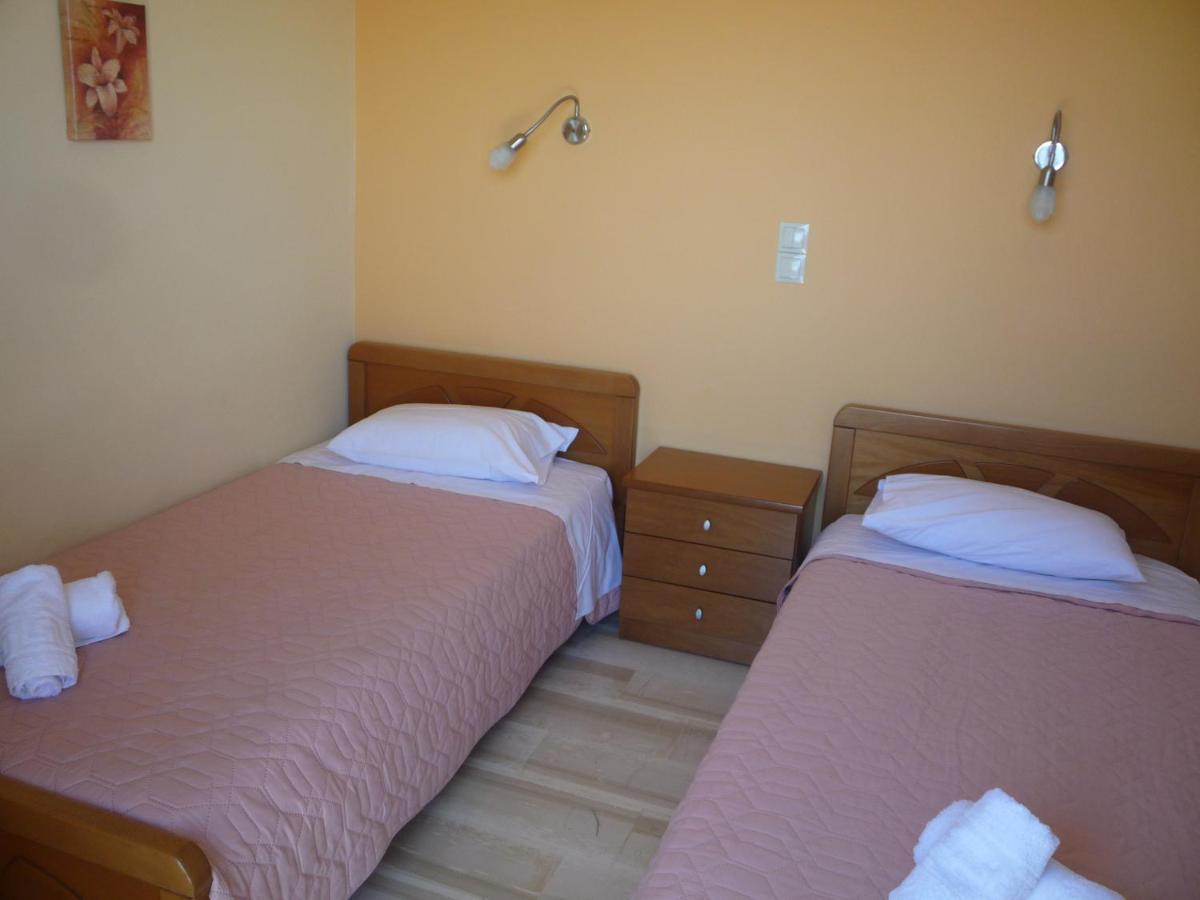 Butterfly Barbati Apartments ภายนอก รูปภาพ