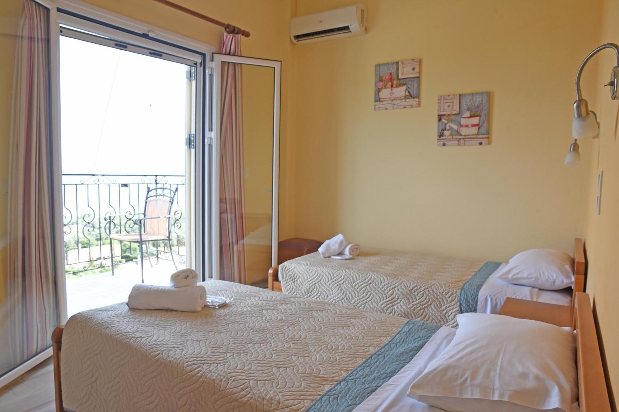 Butterfly Barbati Apartments ภายนอก รูปภาพ